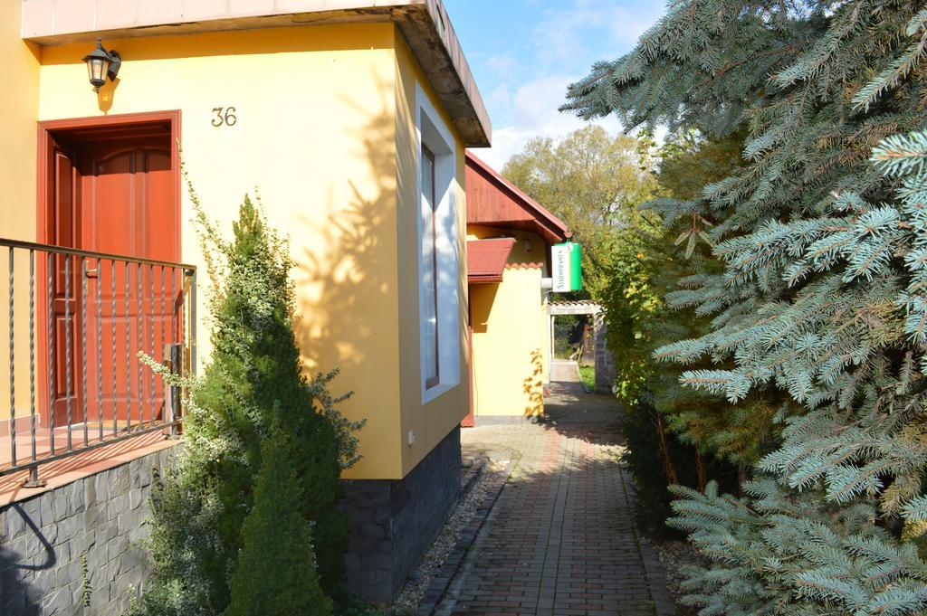 Davi Penzion & Bowling Rožňava Exterior foto